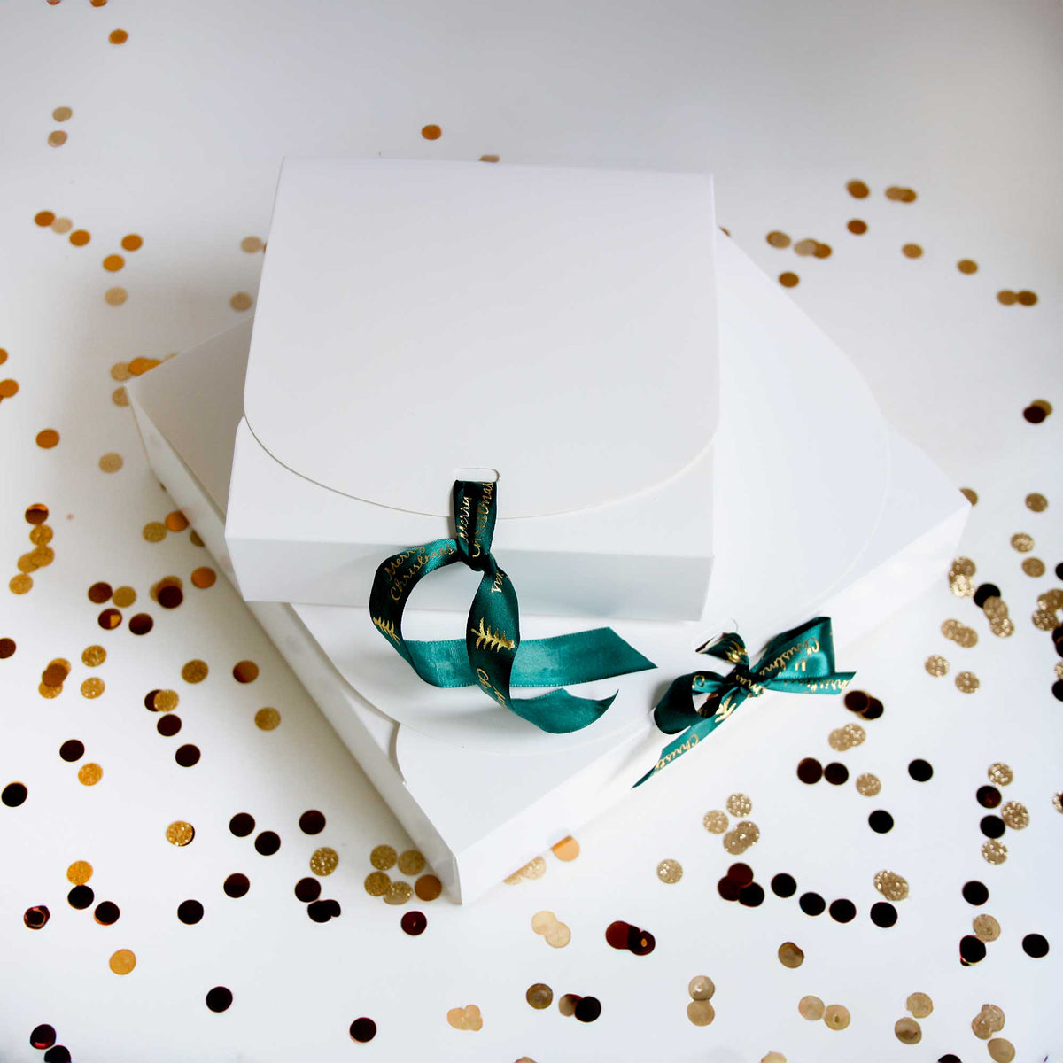 White Top-Flap Style Kraft Boxes with Ribbon (Pack of 12) Sizes Available